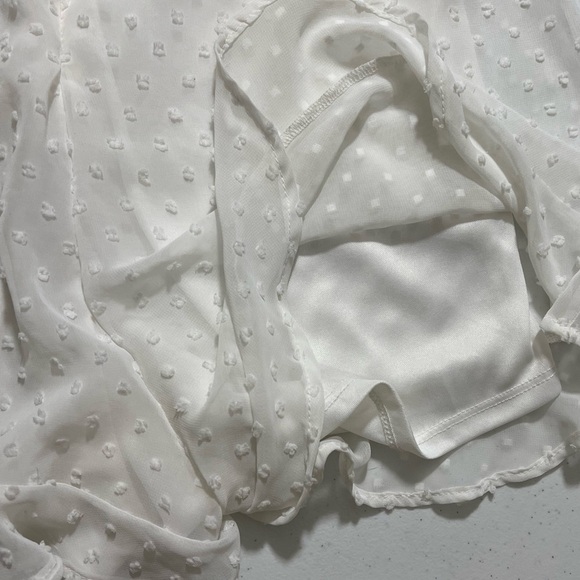 Altar’d State Romper Shorts White Lined Crocheted Trim Small - Picture 5 of 11